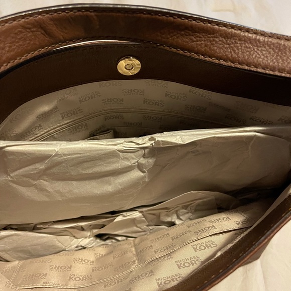 Michael Kors Tote NWT - Picture 9 of 12